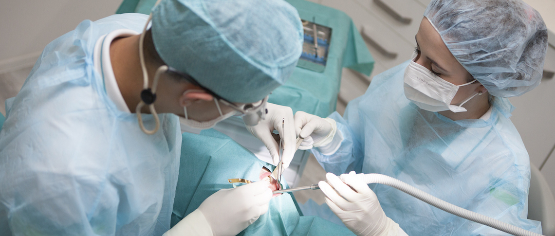 Dental implantats